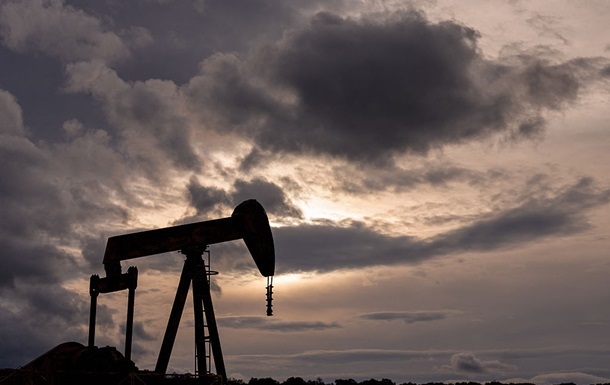 Фото для новини:Ціни на нафту обвалилися після припинення вогню