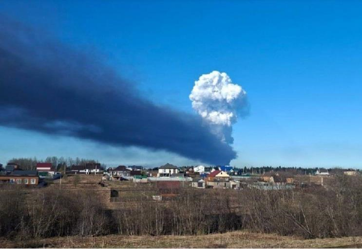 Фото для новини:У Пермі атаковано НПЗ групи Лукойл - соцмережі
