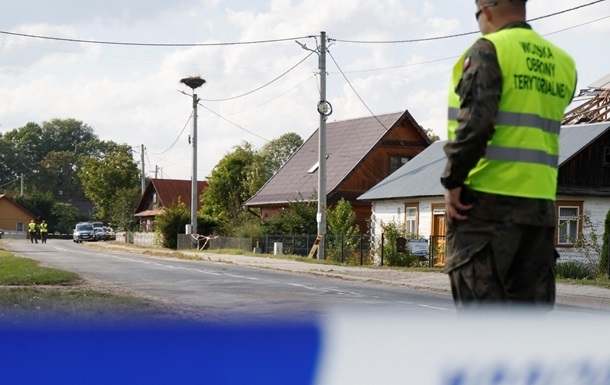 Фото для новини:У Польщі виявили фрагмент ракети на території саду