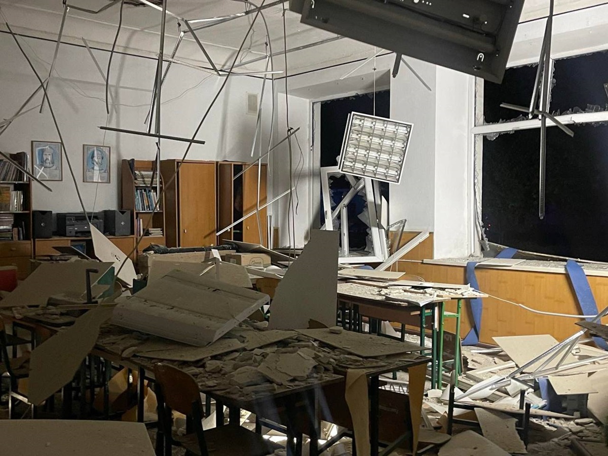 Фото для новини:Удари РФ по Одесі: пожежі, число поранених зростає