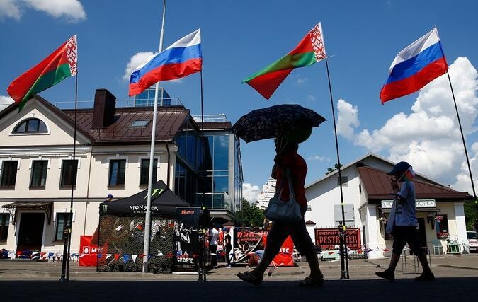 Фото для новини:Українці визначилися зі ставленням до росіян і білорусів