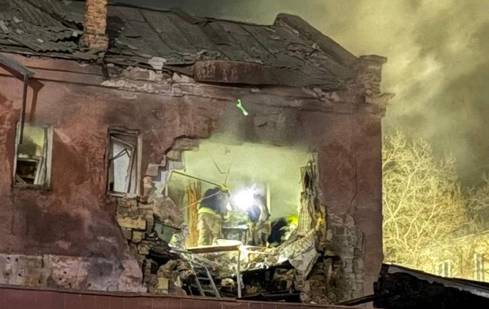 Фото для новини:В Одесі БПЛА влучили у житлові будинки