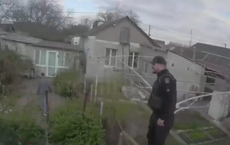 Фото для новини:В Одесі на дитину напав озброєний чоловік