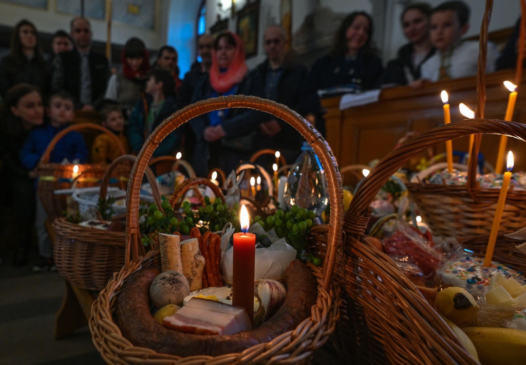 Фото для новини:В одній із областей заборонили нічні служби на Великдень