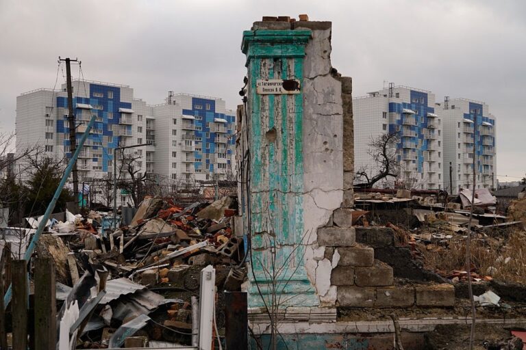 Фото для новини:В окупованому Маріуполі формують список "безхазяйного" житла