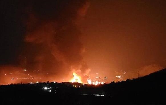 Фото для новини:В Туапсе підтвердили нову пожежу на НПЗ