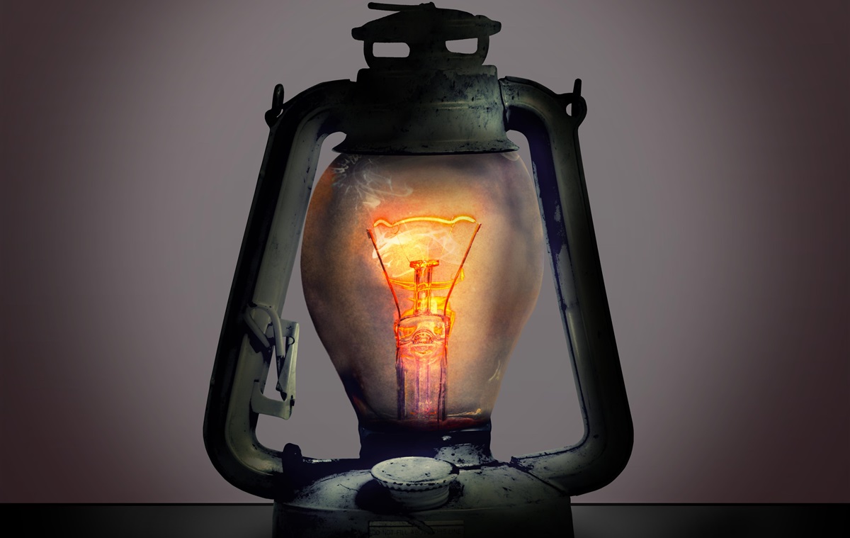 Фото для новини:Вчені пояснили, чому люди бояться темряви