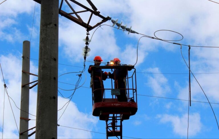 Фото для новини:Відключення світла у 10 областях України