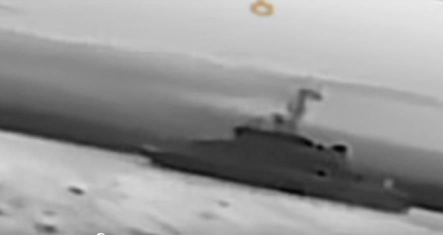 Фото для новини:ВМС України уразили два катери РФ у Криму