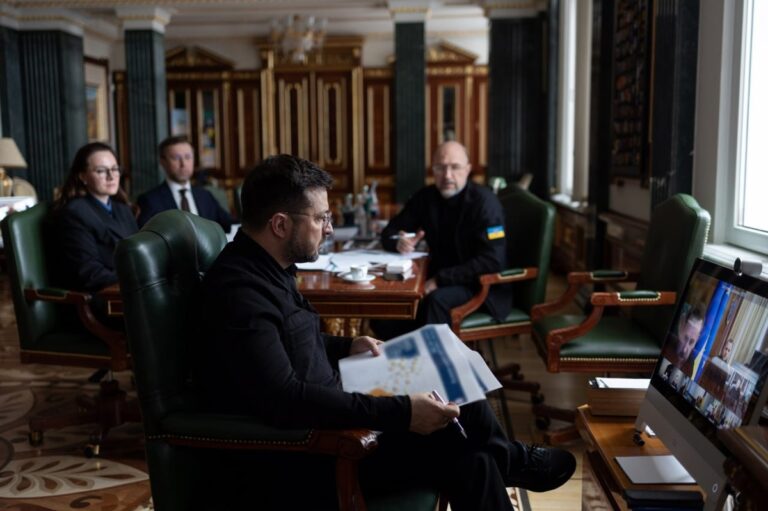 Фото для новини:Є завдання: Зеленський провів енергетичну нараду