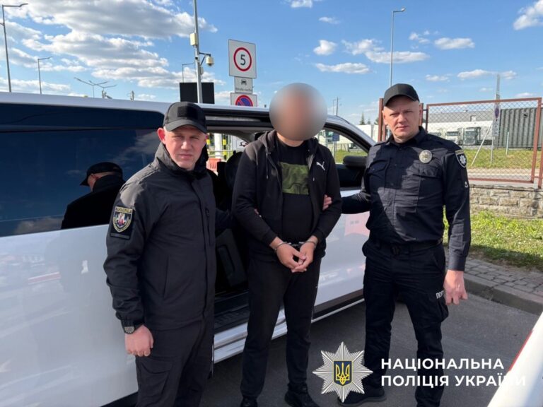 Фото для новини:З Німеччини екстрадували організатора схеми підробки документів