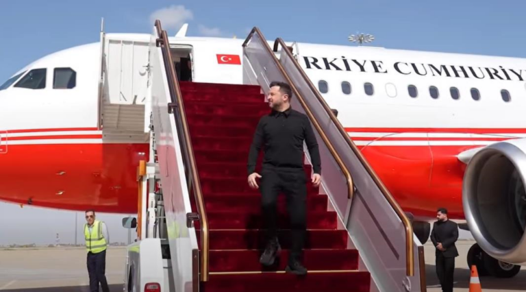 Фото для новини:Зеленський прибув з візитом до Сирії