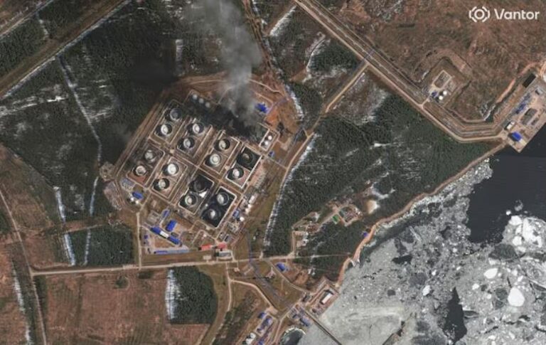 Фото для новини:ЗМІ оцінили ураження нафтотерміналів РФ на Балтиці