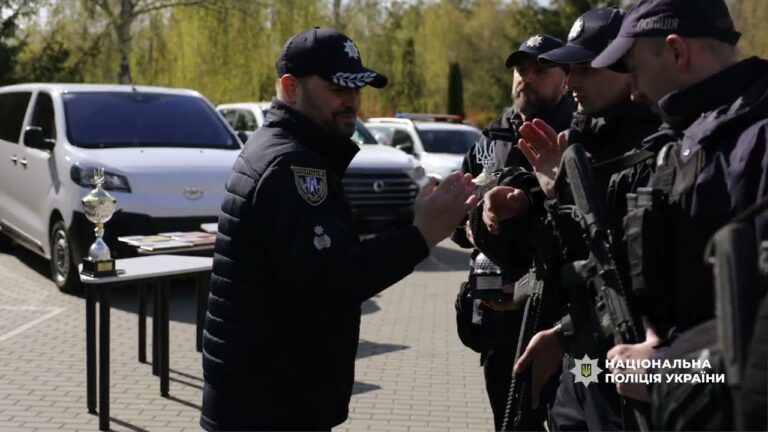 Фото для новини:У поліції провели змагання серед груп оперативного реагування (ГОР) Національної поліції України