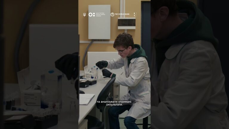 Фото для новини:Сучасна наука починається з доступу до технологій, з якими працює весь світ