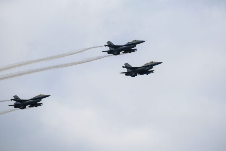 Фото для новини:Бельгія спорядить усі наявні F-16 Україні