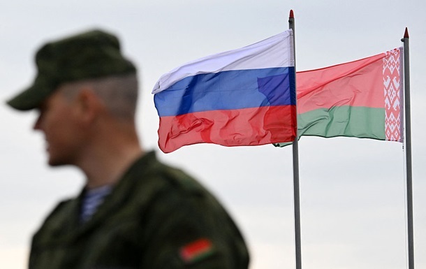 Фото для новини:Білорусь відпрацьовує "ядерні сценарії"
