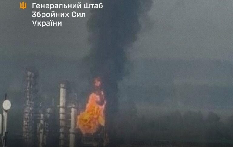 Фото для новини:Генштаб заявив про ураження НПЗ в Кстово