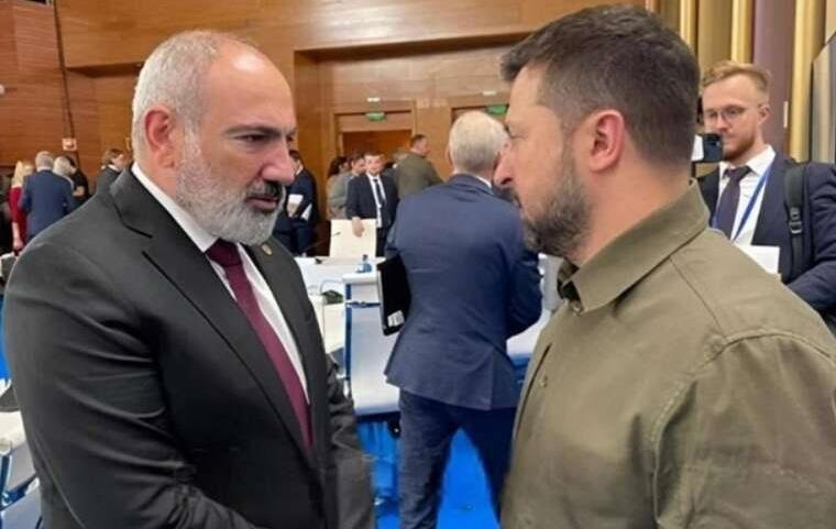 Фото для новини:"Хід конем" Зеленського та Пашиняна: як Вірменія вперше зрадила РФ