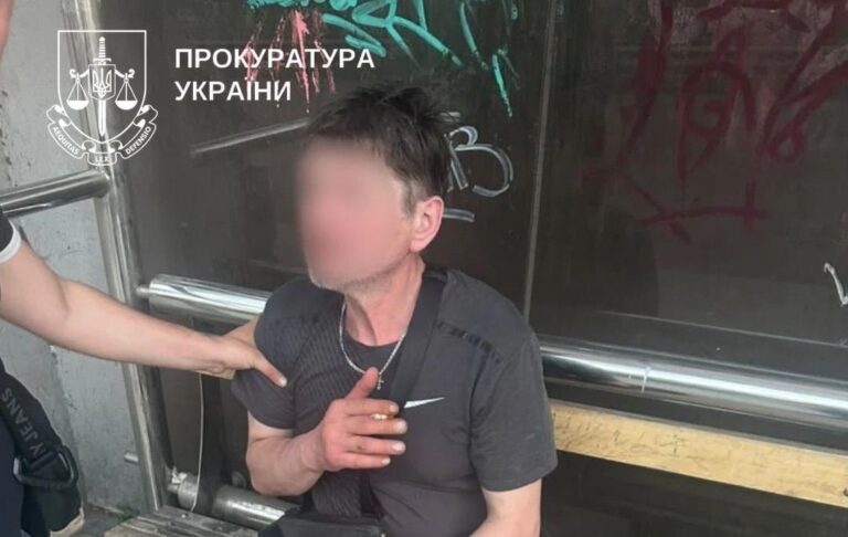 Фото для новини:Киянин розбещував дитину у вбиральні лікарні