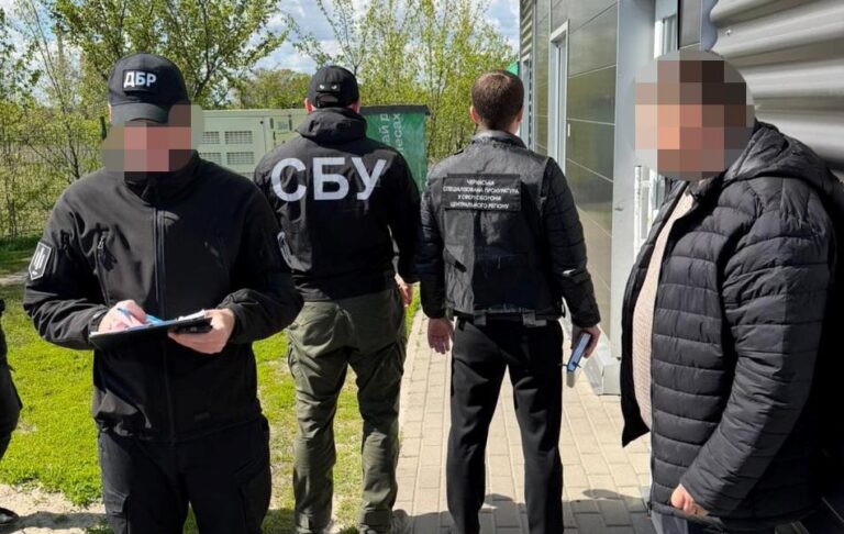 Фото для новини:На Черкащині військового вкрили на хабарі