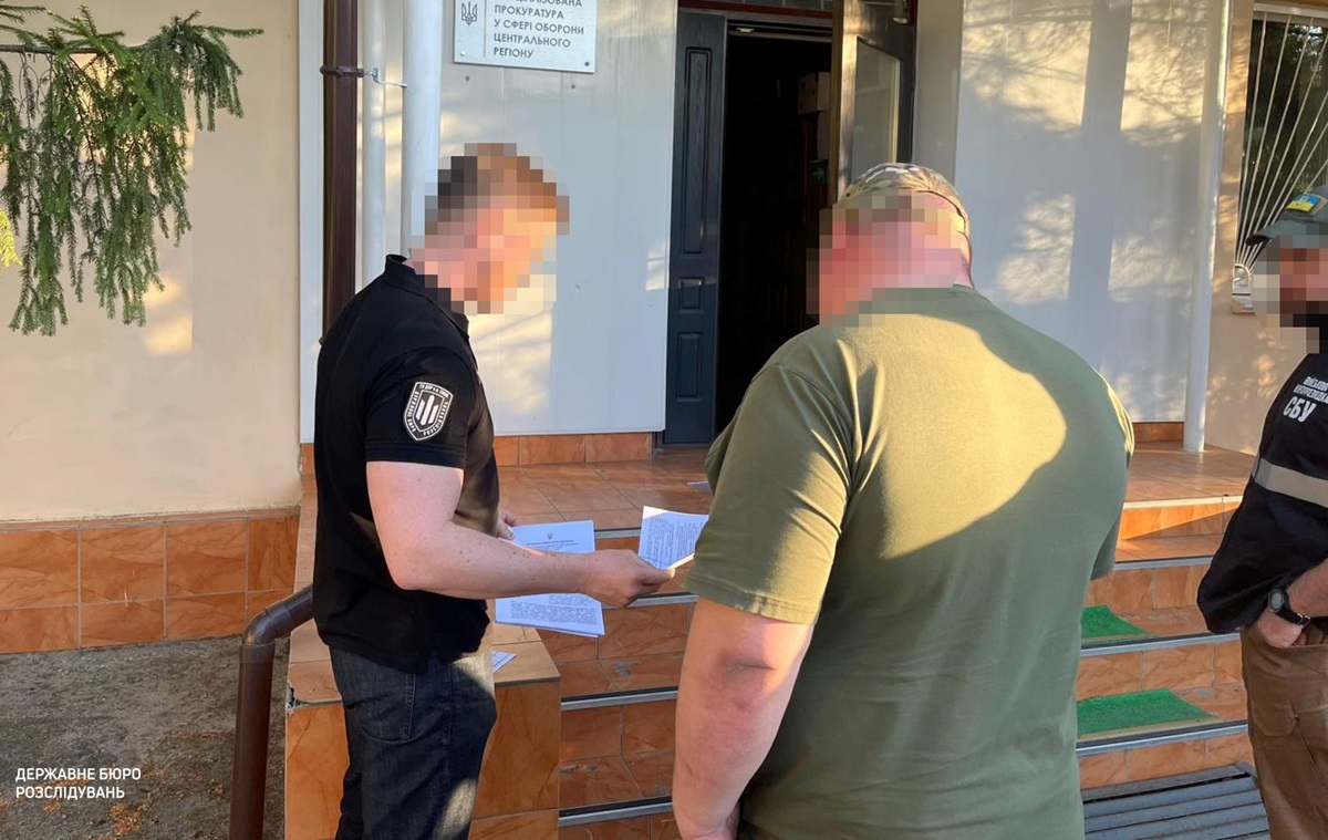Фото для новини:На Чернігівщині командир "прикривав" військових-прогульників
