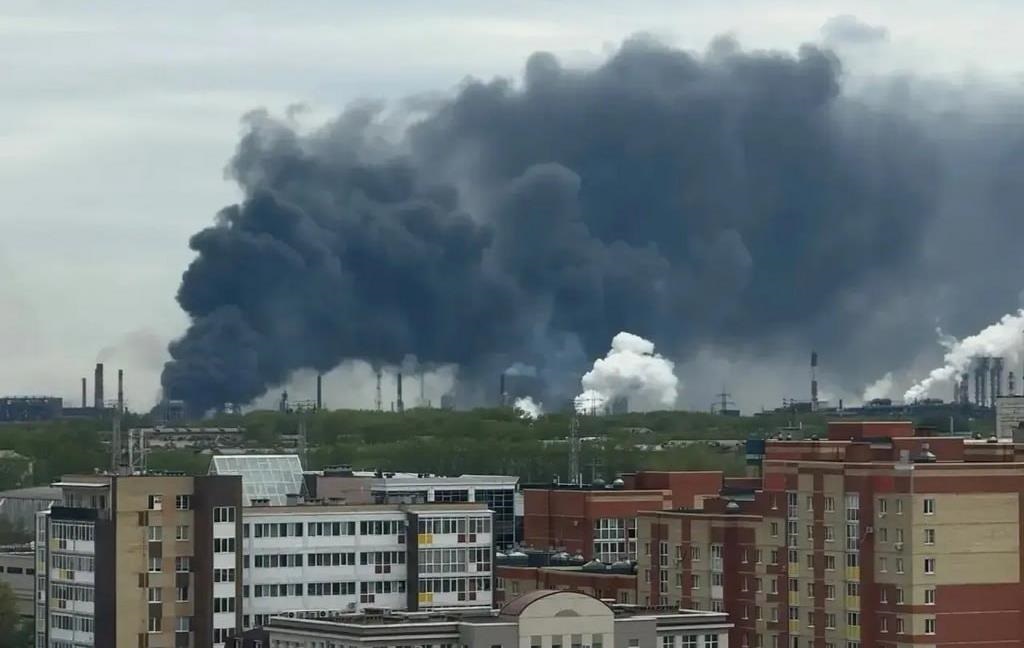 Фото для новини:На ключовому меткомбінаті РФ спалахнула пожежа