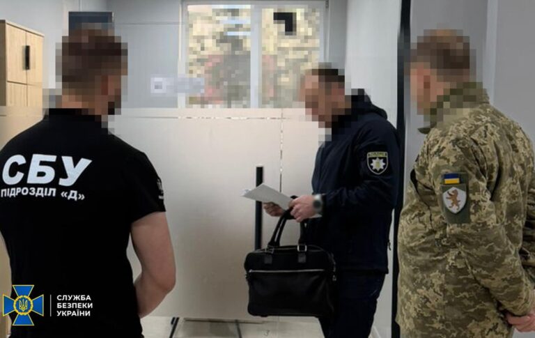 Фото для новини:На Закарпатті викрили масштабну схему уникнення мобілізації