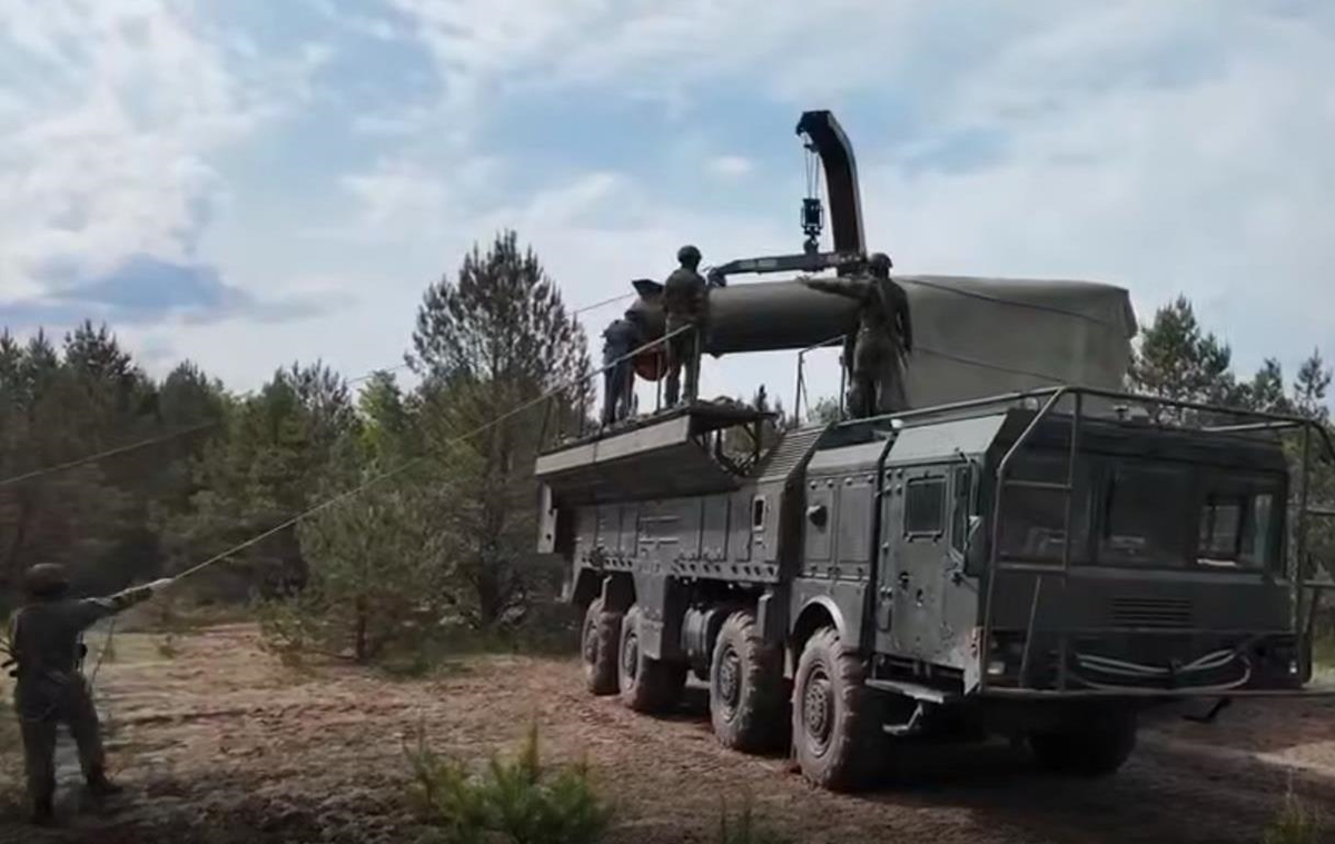 Фото для новини:Росія доставила ядерні боєприпаси до Білорусі