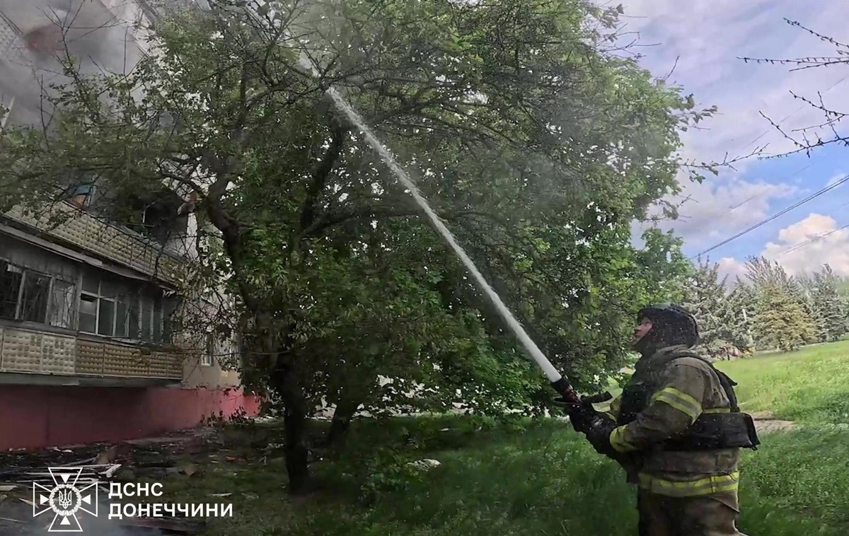 Фото для новини:Росіяни скинули бомби на Дружківку, є загиблі