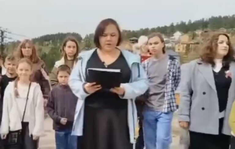 Фото для новини:Росіяни в Іркутську просять допомоги Сі Цзіньпіна