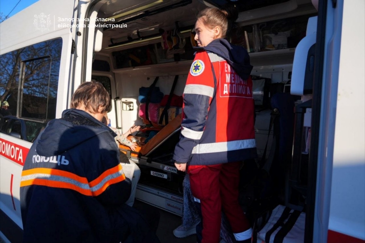 Фото для новини:Росіяни вдарили по Запоріжжю: п'ятеро поранених