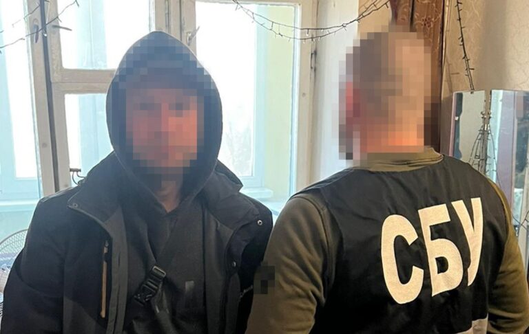 Фото для новини:СБУ затримала трьох блогерів, що "зливали" позиції Сил оборони