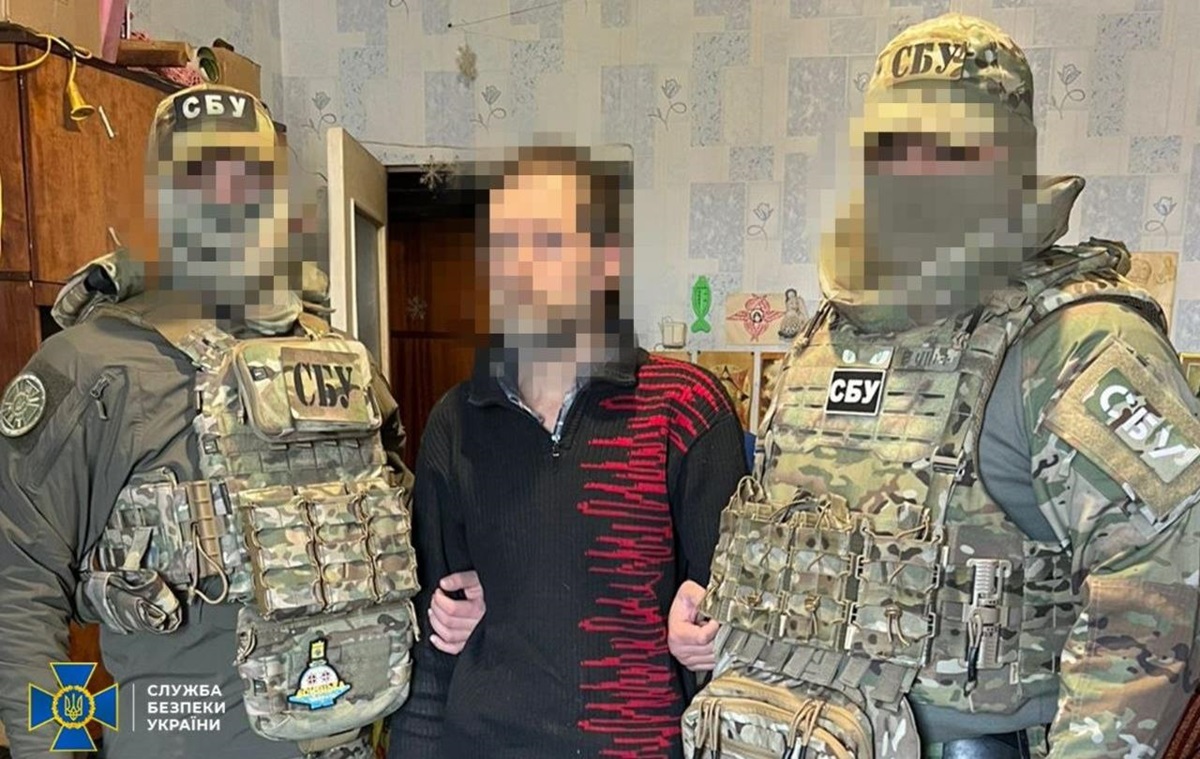 Фото для новини:У Запоріжжі ухилянт працював на ФСБ і маскувався під пенсіонера