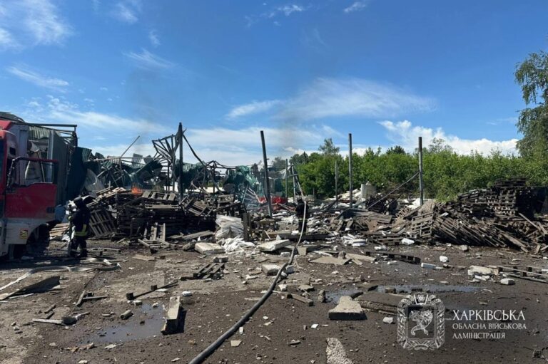 Фото для новини:Удар по Дергачах на Харківщині: 19 поранених