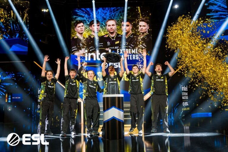 Фото для новини:Українська Natus Vincere перемогла на кібертурнірі з Counter-Strike 2