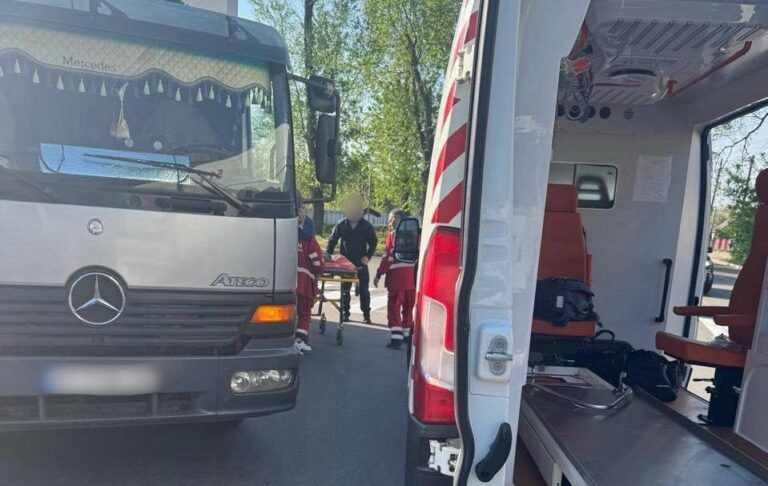 Фото для новини:В Ірпені вантажівка збила на смерть дівчинку