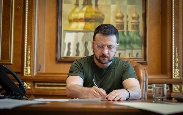 Фото для новини:Зеленський присвоїв почесну відзнаку Місто-рятівник кільком іноземним міста