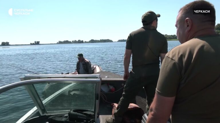 Фото для новини:На Кременчуцькому водосховищі перевірили дотримання правил рибальства