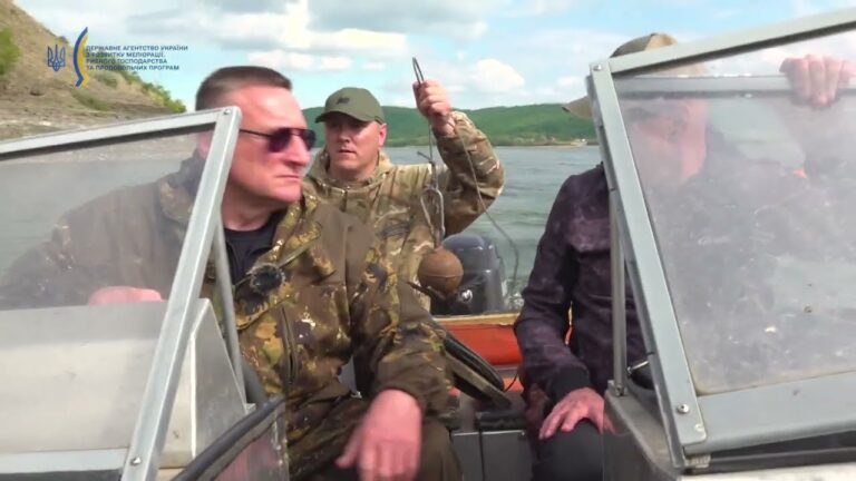 Фото для новини:Рибоохоронні рейди на Хмельниччині: від мальовничих берегів Дністра до Щедрівського водосховища