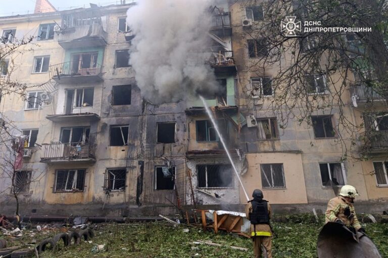 Фото для новини:Атака на Павлоград: число постраждалих різко зросло