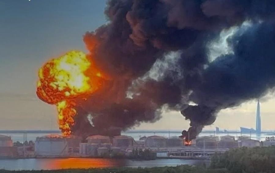 Фото для новини:Атака на Петербург: Генштаб повідомив подробиці
