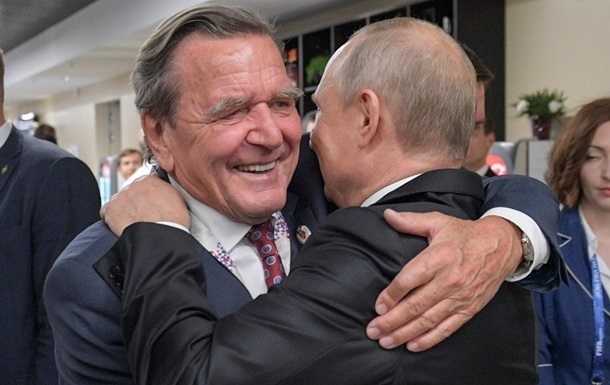 Фото для новини:Бажаний Путіну перемовник з ЄС приїхав у РФ - ЗМІ