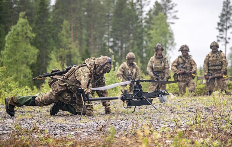 Фото для новини:Британія планує реформувати армію за взірцем України
