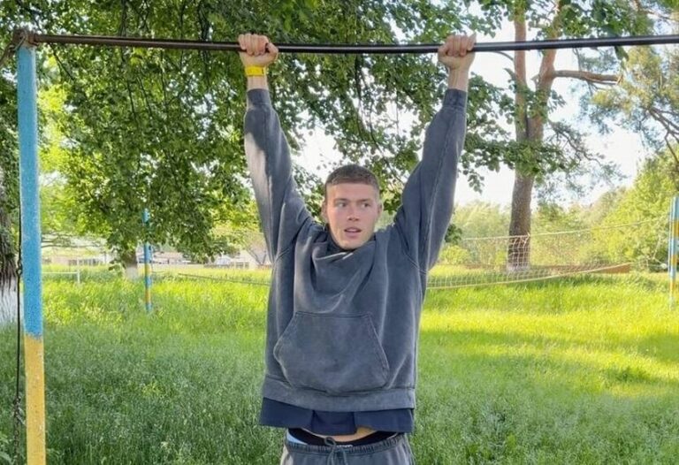 Фото для новини:Довбик подався у відпустку в Україну