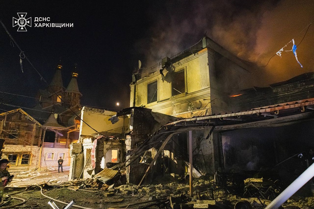 Фото для новини:ДСНС показала наслідки атаки на Харківщину