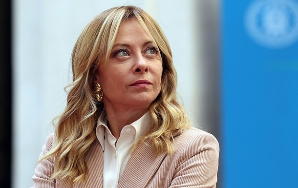 Фото для новини:Мелоні розповіла колегам, що кинула курити