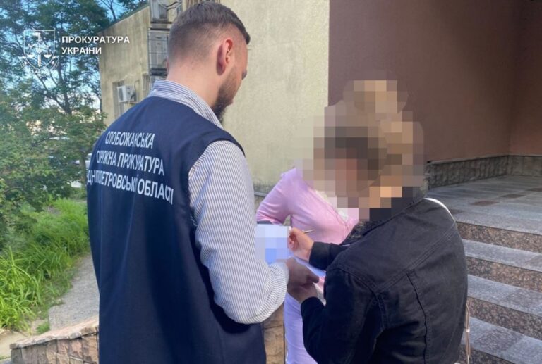 Фото для новини:На Дніпропетровщині депутатка "забула" про квартири й мільйони у декларації