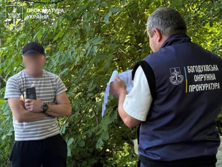 Фото для новини:На Харківщині депутат "евакуював" до тещі майна громади на 14,5 млн грн