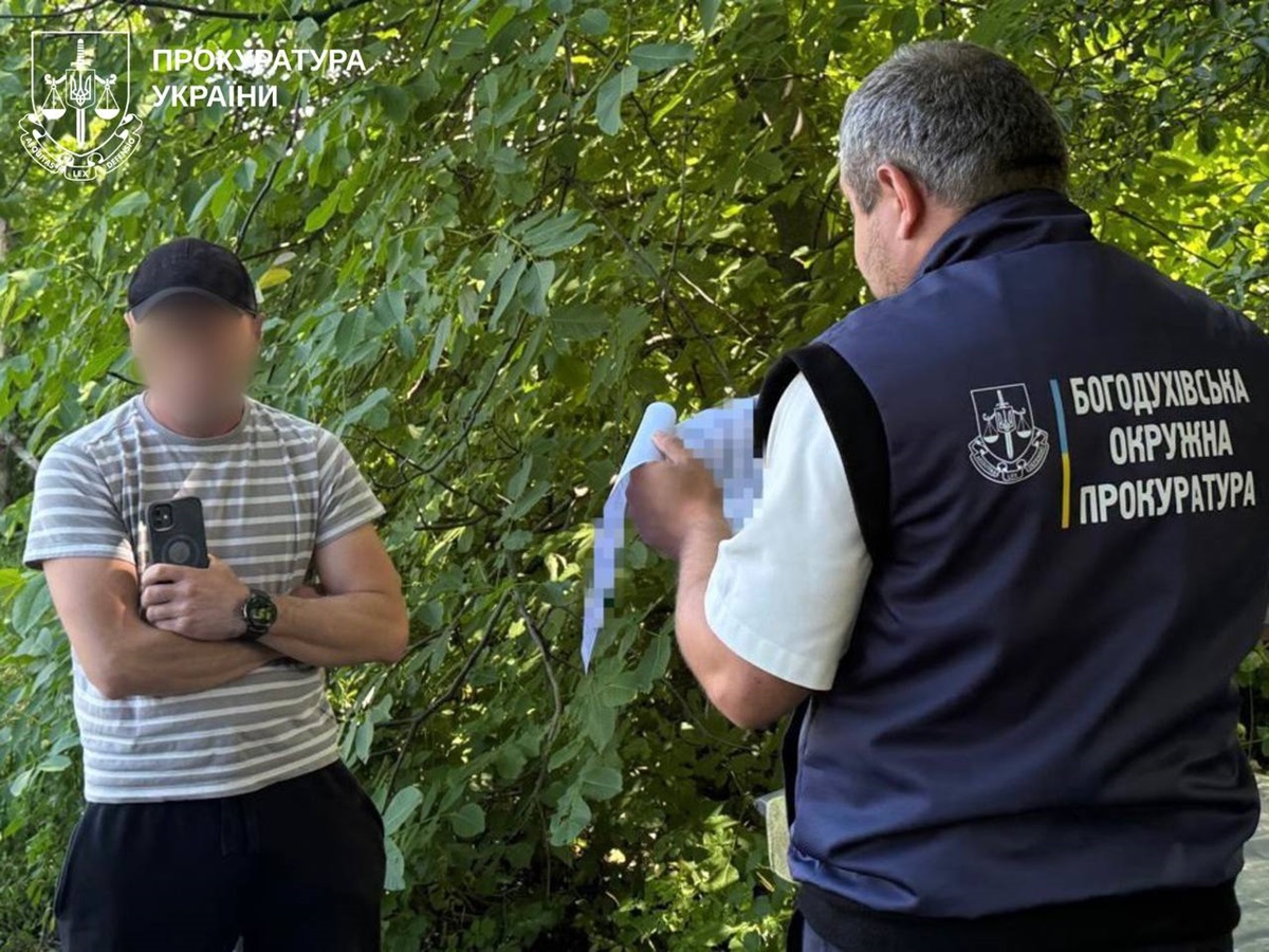 Фото для новини:На Харківщині депутат "евакуював" до тещі майна громади на 14,5 млн грн